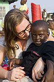 ICI PARIS XL Belgium raises funds for the SOS Children's Village Foundation to build a children's home in Congo.